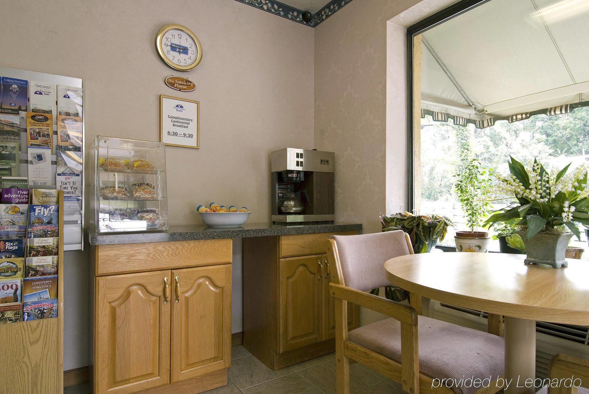 קונקורד Cabarrus Inn מסעדה תמונה